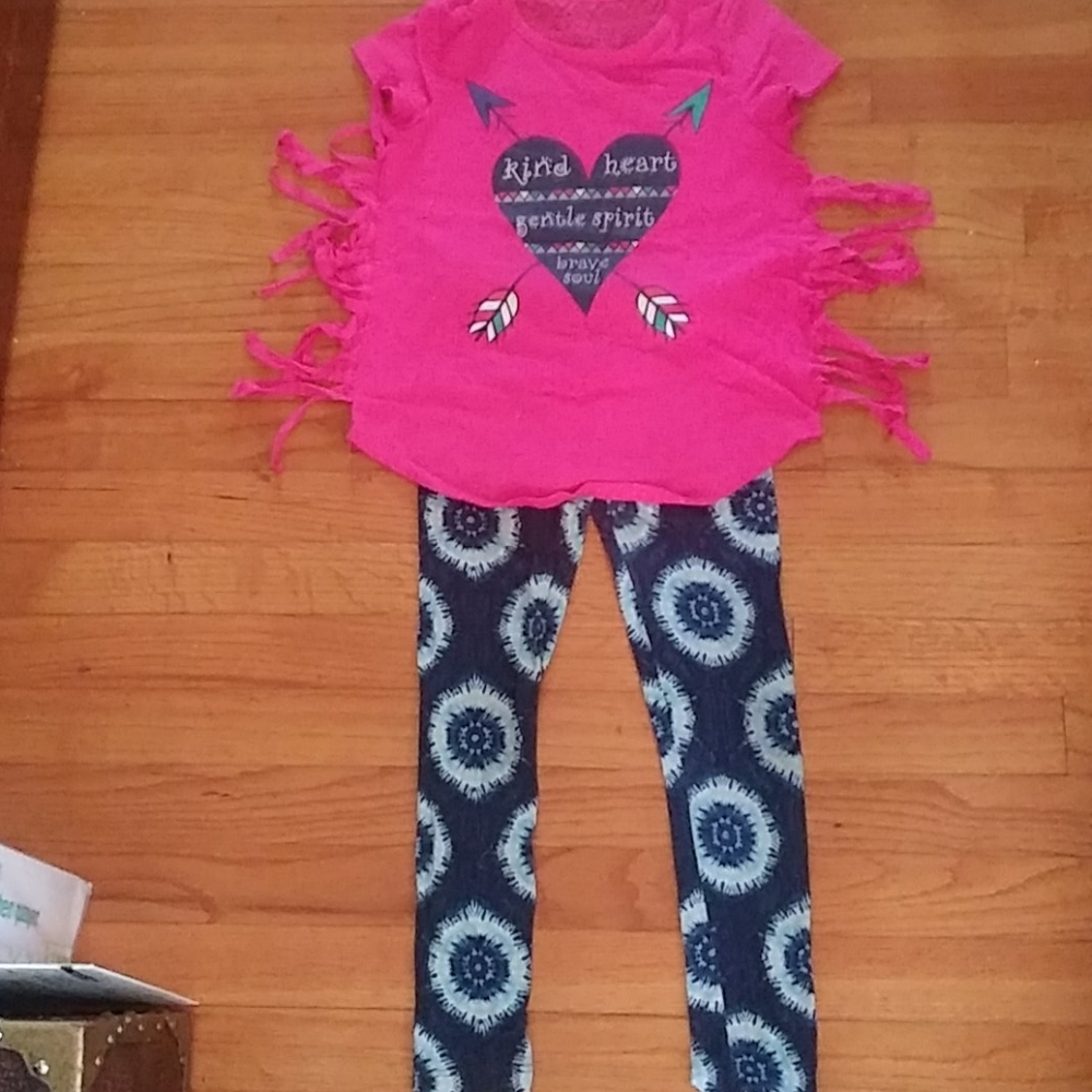 💙Cute heart shirt with tie dye pants
